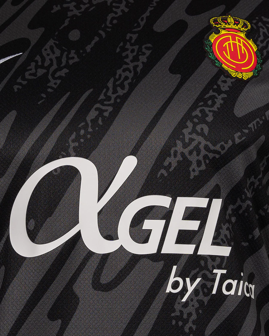 Camiseta Equipación Portero 2025-2026 Black - Image 9