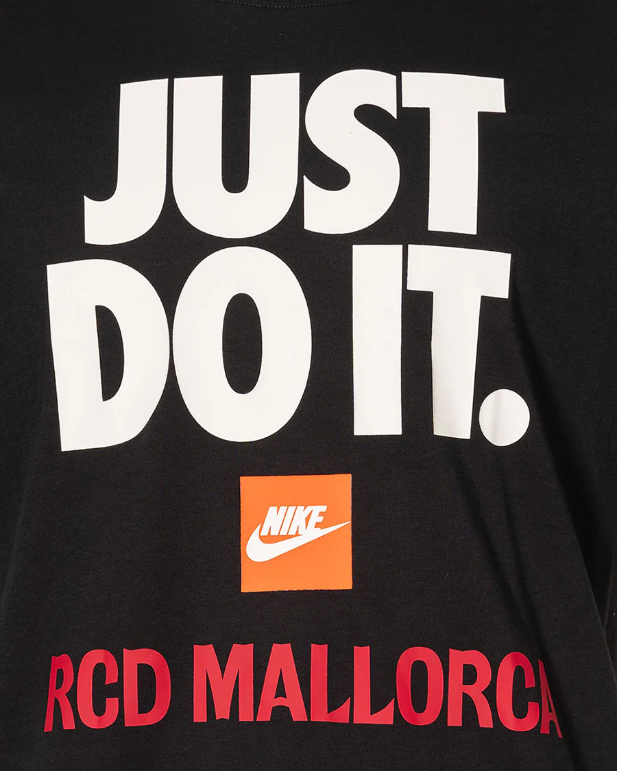 Camiseta Just Do It Negra - Image 4