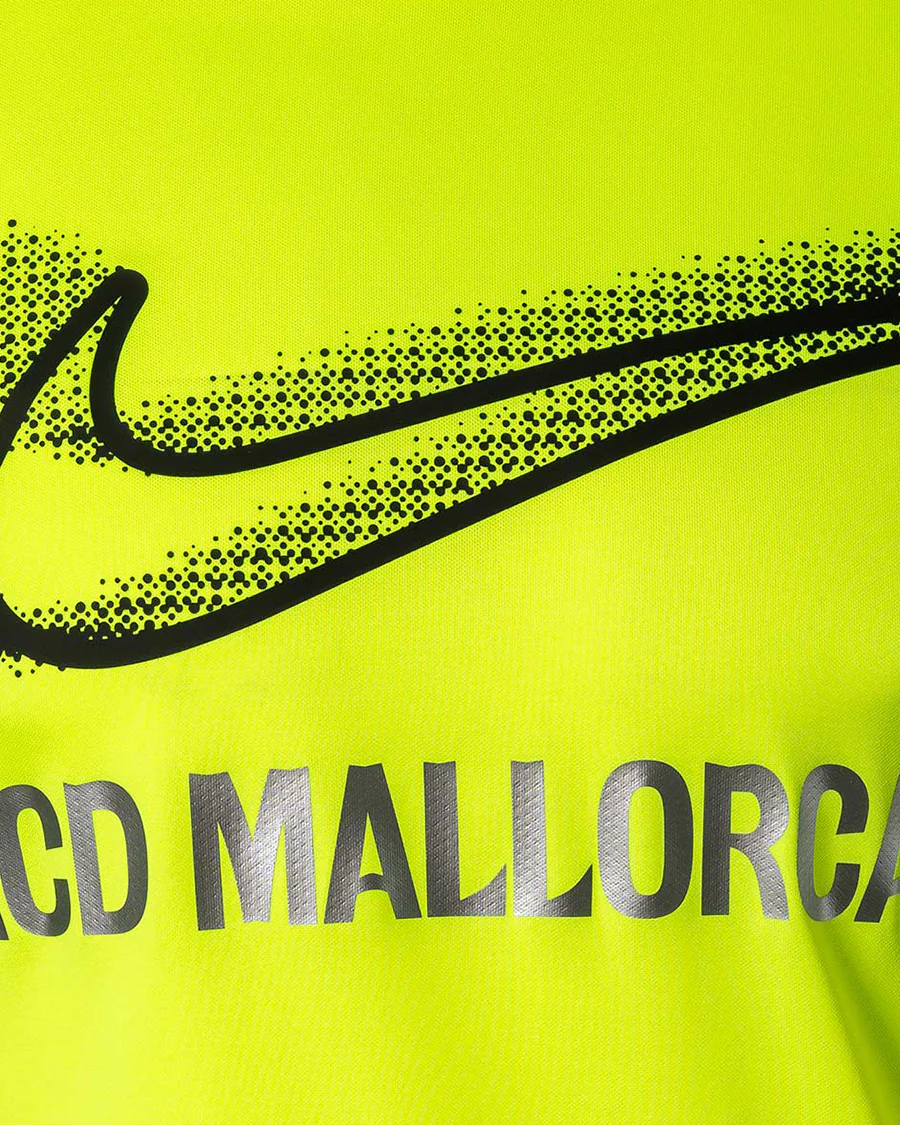 Camiseta Fanswear Dri-Fit Academy Graphic Amarilla - Image 4