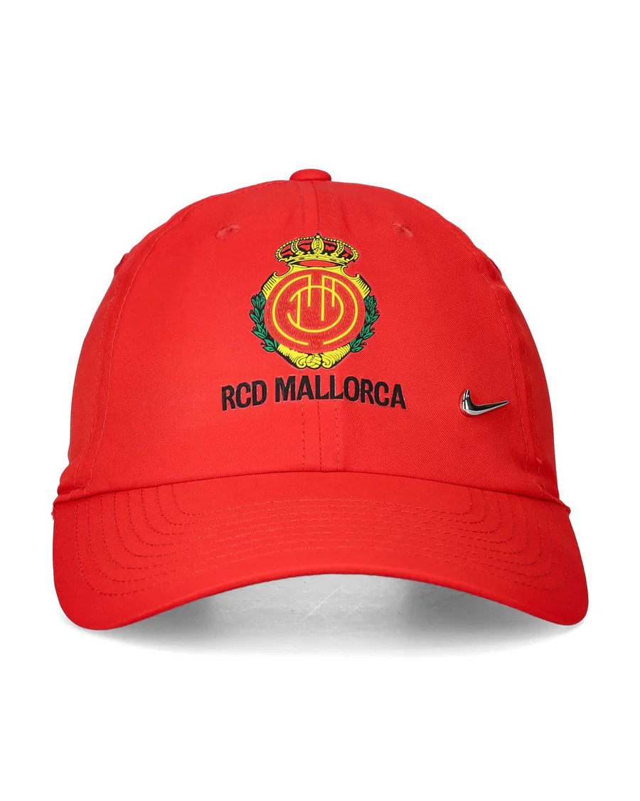 Gorra Metal Swoosh Roja - Image 2