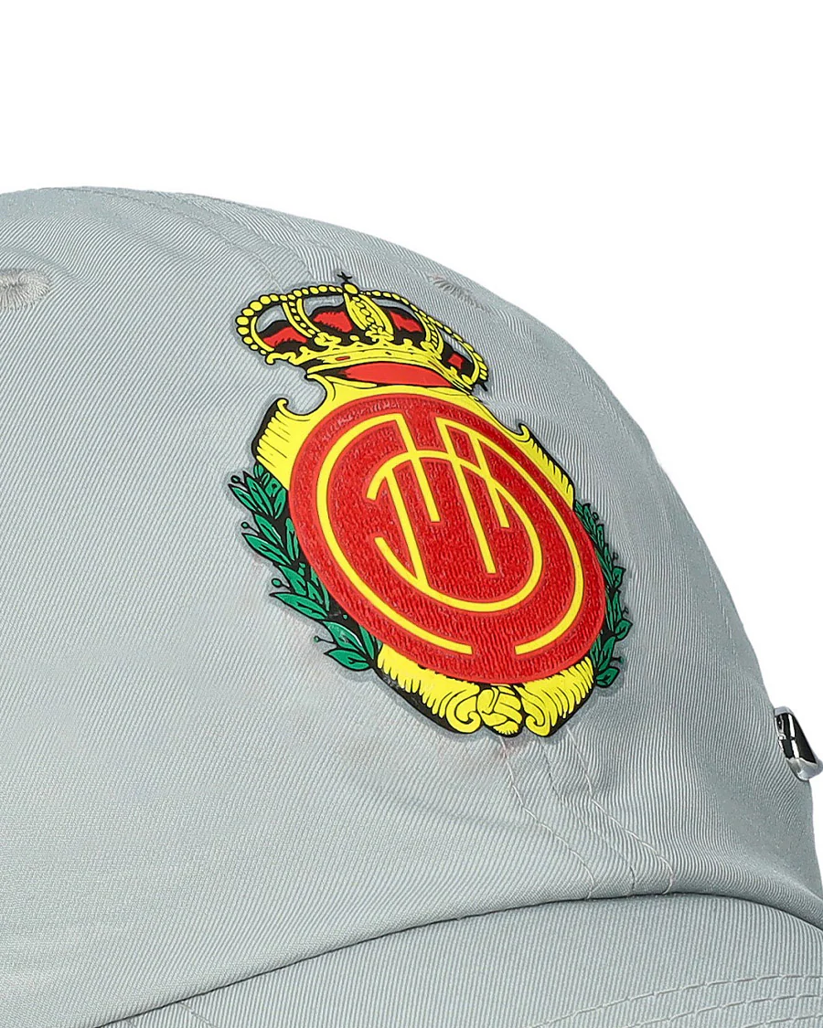 Gorra Metal Swoosh Gris - Image 4